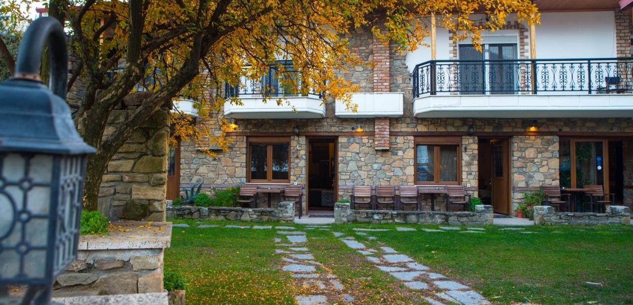 Апартаменты Spitiko Като-Лутраки Экстерьер фото